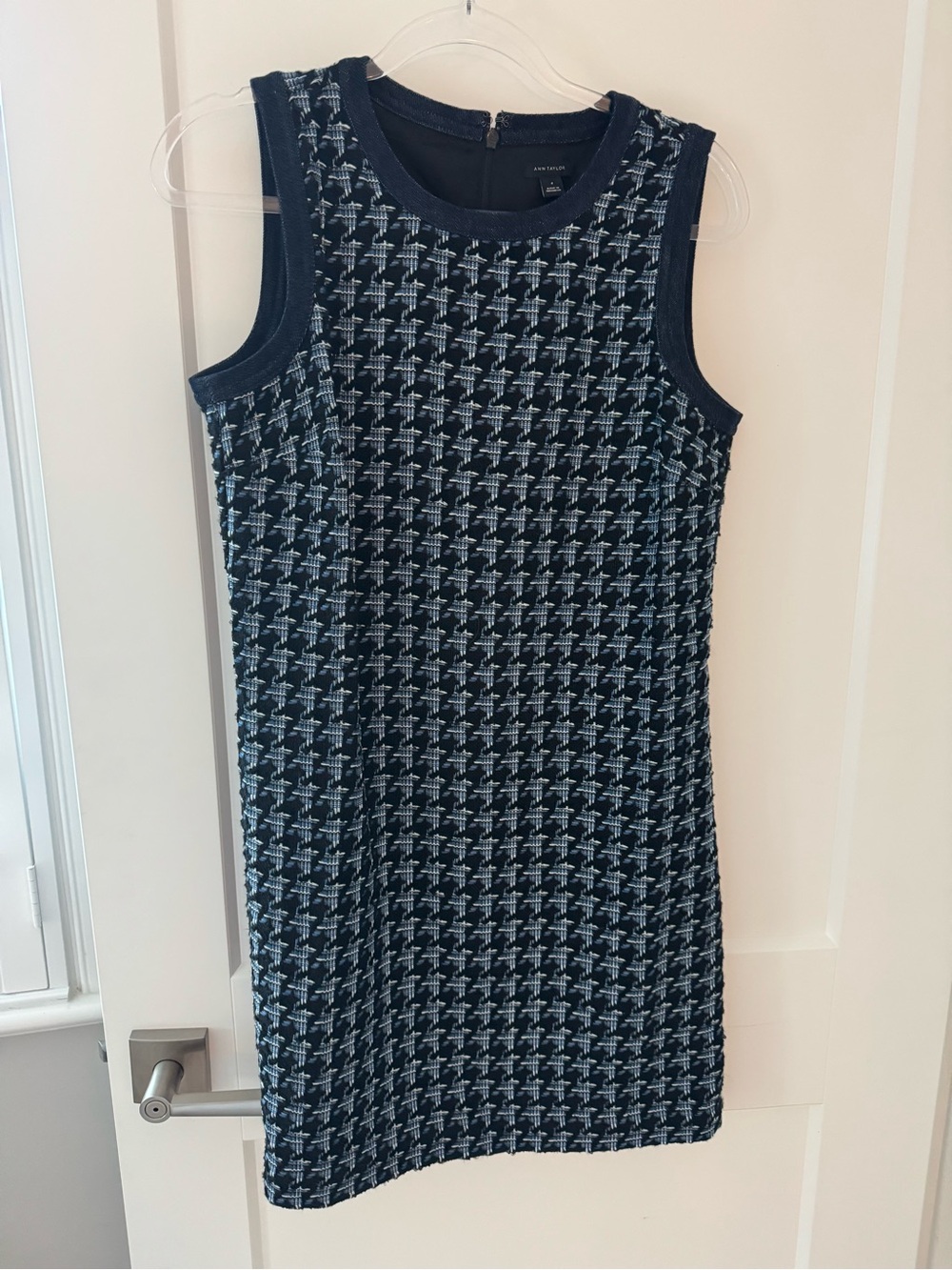 Ann Taylor Navy Blue Tweed Sleeveless Sheath Shift Dress